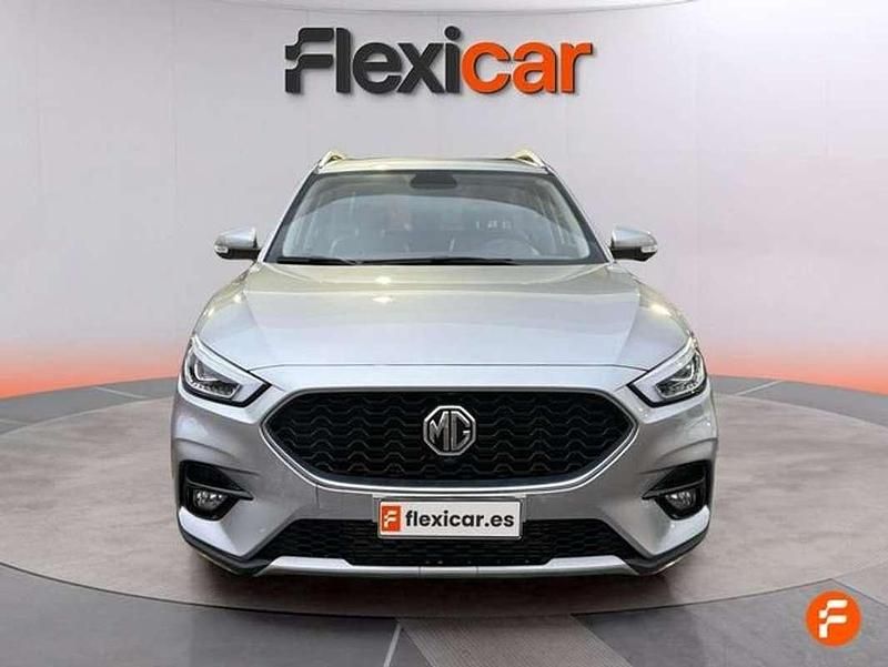 Begagnad MG ZS Luxury 111 HK (81 kW) 2023 Grå SUV