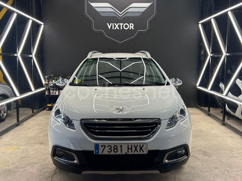 Blanco Usado 2014 Peugeot 2008 Allure SUV | 8600 € (Buen precio) - Imagen 1/4