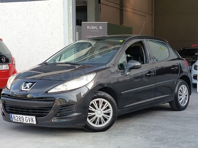 Usado Peugeot 207 95 CV (69 kW) 2010 Negro Berlina
