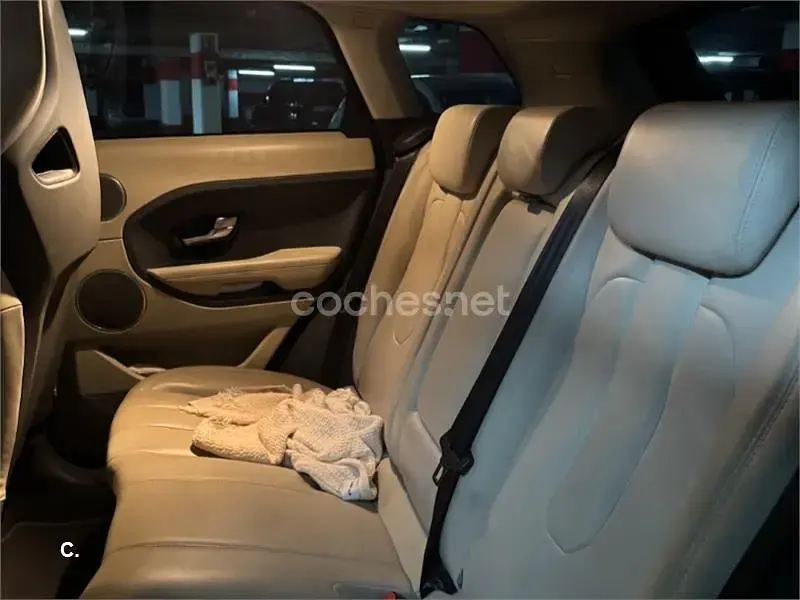 Usado Land Rover Range Rover evoque Dynamic 190 CV (139 kW) 2013 Negro SUV