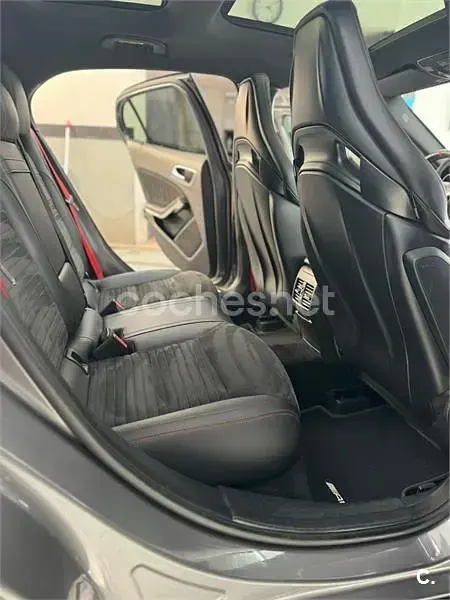 Usado Mercedes GLA45 AMG 421 CV (309 kW) 2020 Gris / plata SUV
