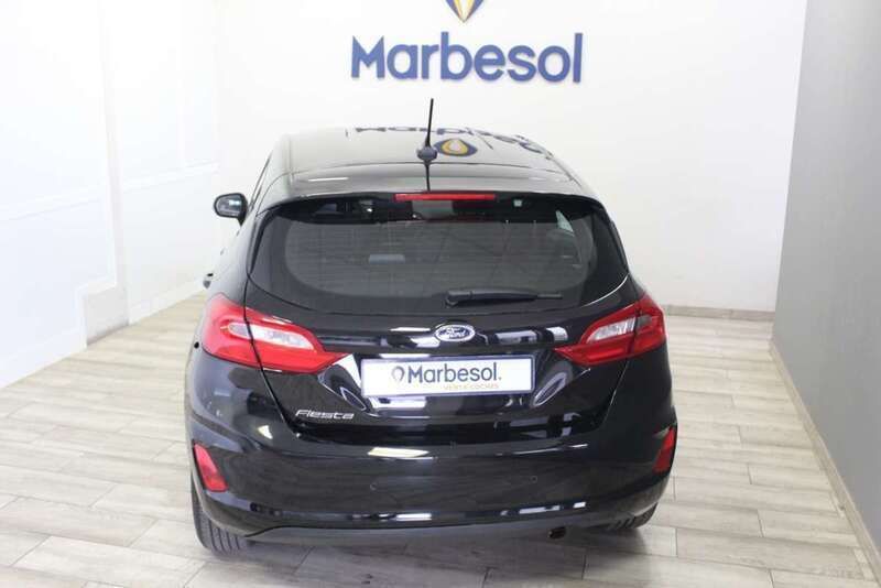 Usado Ford Fiesta Limited 75 CV (55 kW) 2021 Negro Utilitario