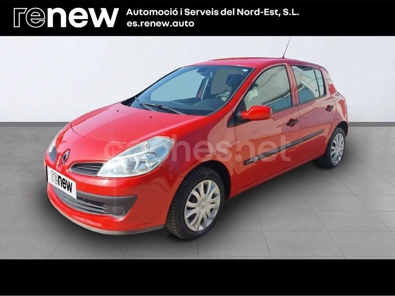 Rojo Usado 2006 Renault Clio II Extreme Berlina | 5900 € - Imagen 1/4