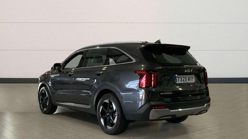 Usado Kia Sorento 254 CV (186 kW) 2024 Gris SUV