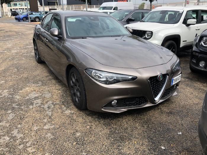 Bronce Usado 2019 Alfa Romeo Giulia Berlina | 22.900 € (Precio justo) - Imagen 1/1