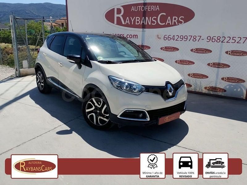 Usado Renault Captur Zen 90 HP (66 kW) 2014 Bege SUV