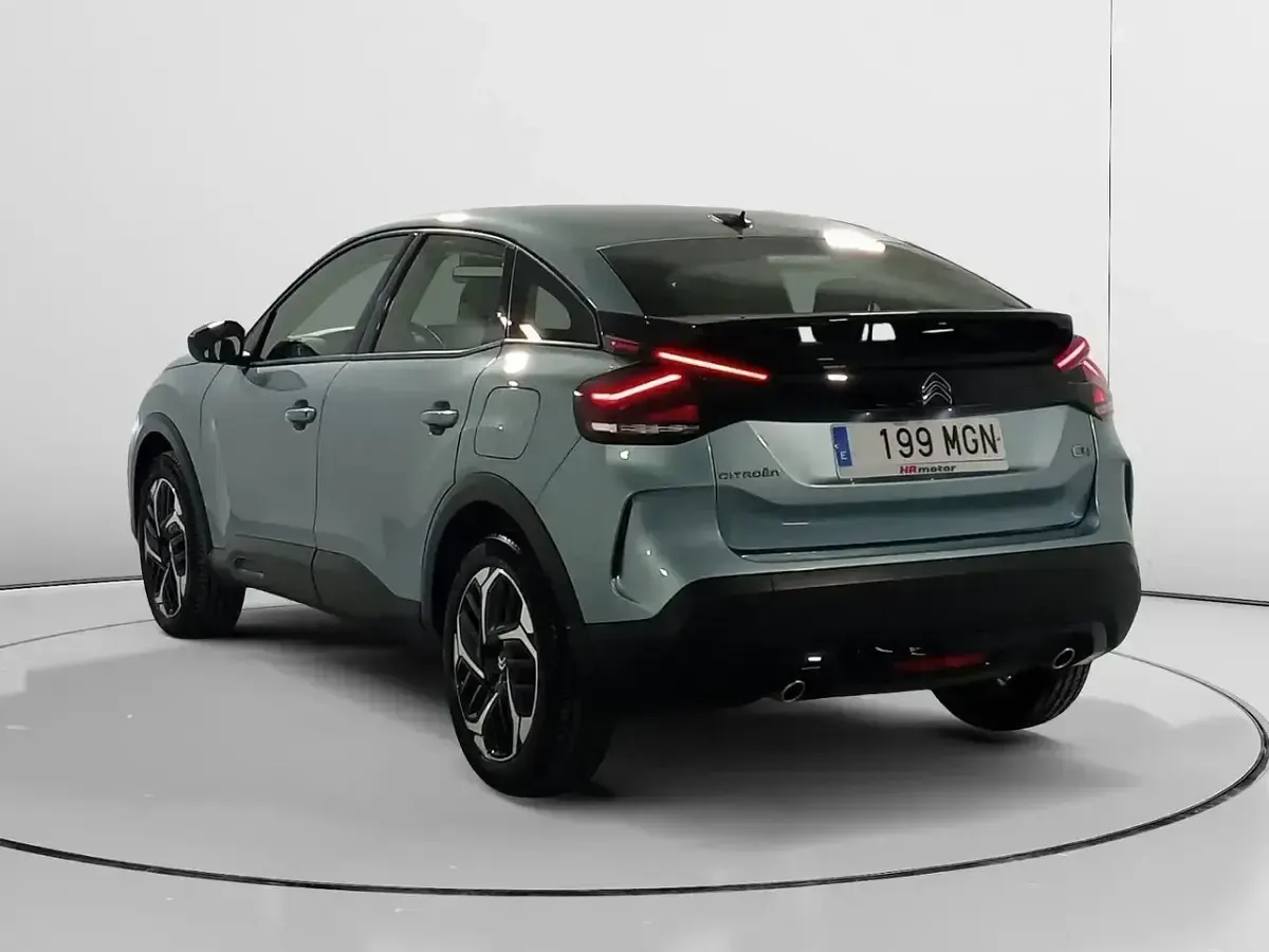 Usado Citroën C4 Feel 131 CV (96 kW) 2023 Azul SUV
