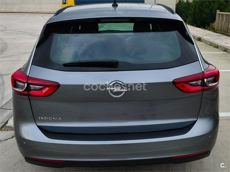 Usado Opel Insignia GS Line 122 HP (89 kW) 2021 Cinzento Carrinha