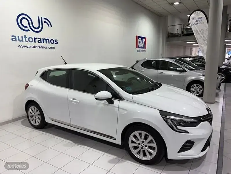 Usado Renault Clio Techno 100 CV (73 kW) 2022 Blanco Utilitario