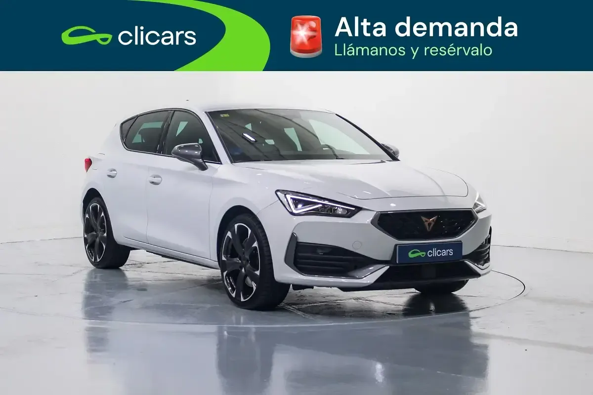 Usado Cupra Leon VZ 245 CV (180 kW) 2021 Blanco Berlina
