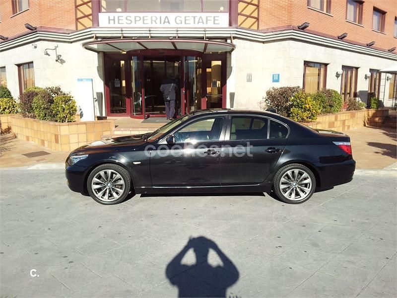 Usado BMW 525 Sport Line 218 CV (160 kW) 2008 Negro Berlina