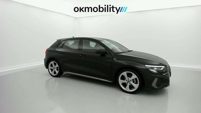Käytetty Audi A3 Sportback S-Line 150 HP (110 kW) 2024 Musta Viistoperä