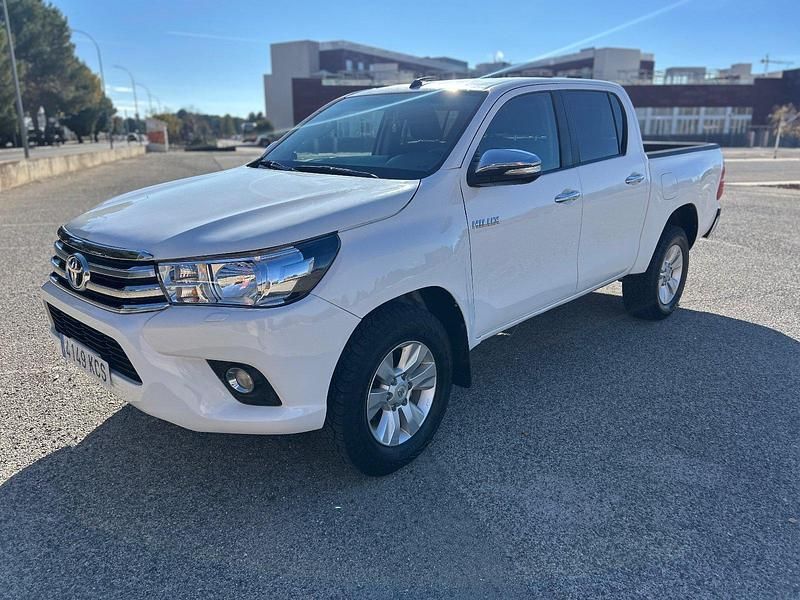 Blanco Usado 2017 Toyota HiLux Recogida | 29.950 € (Precio justo) - Imagen 1/4