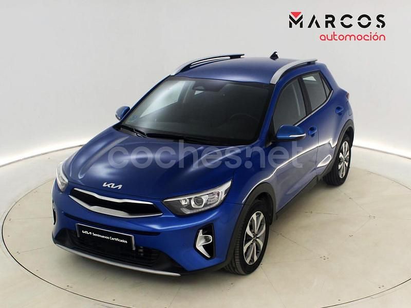 Azul Usado 2024 Kia Stonic SUV | 20.000 € (Precio justo) - Imagen 1/4