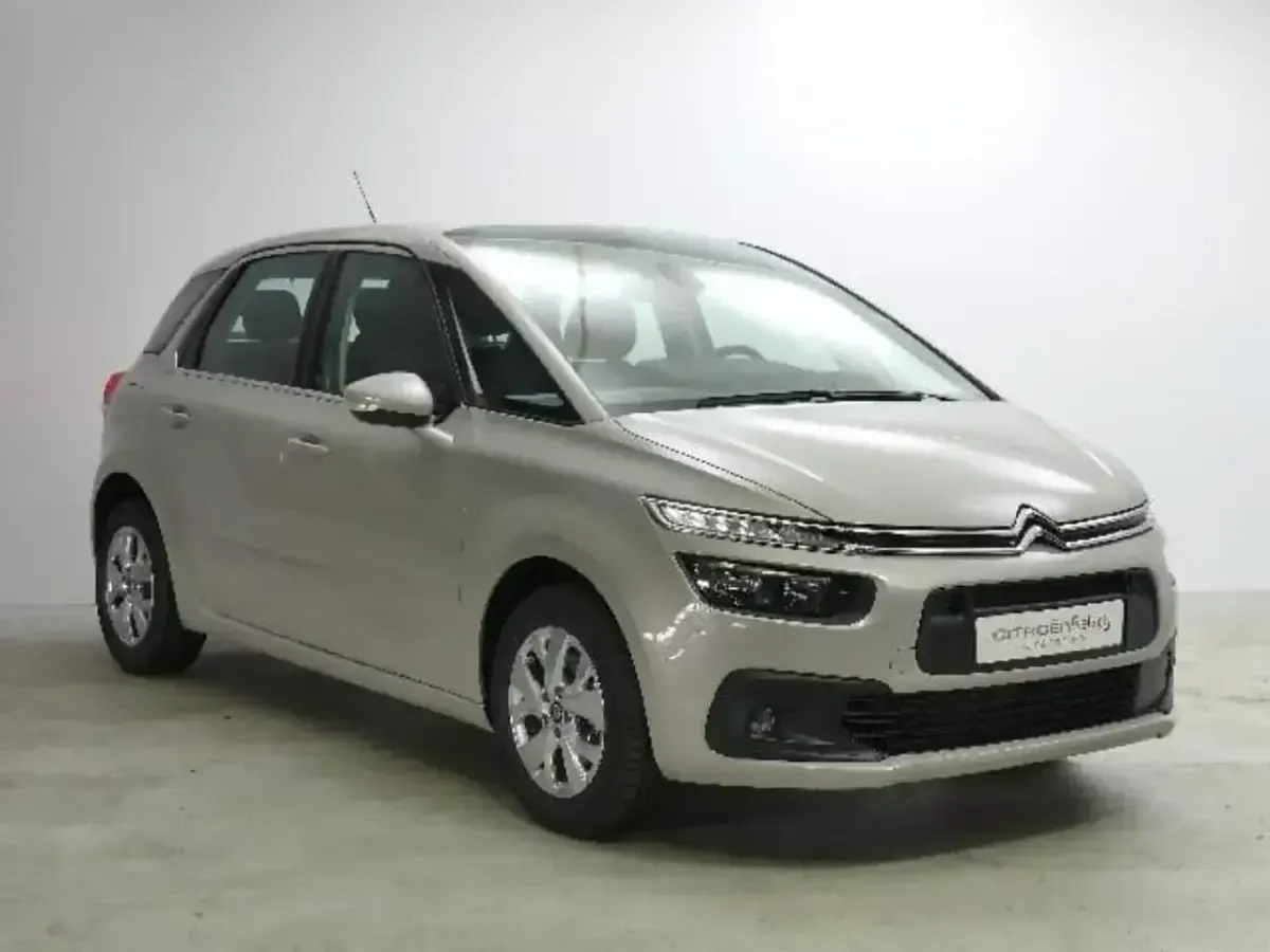 Usado Citroën C4 Live 130 CV (95 kW) 2019 Beige