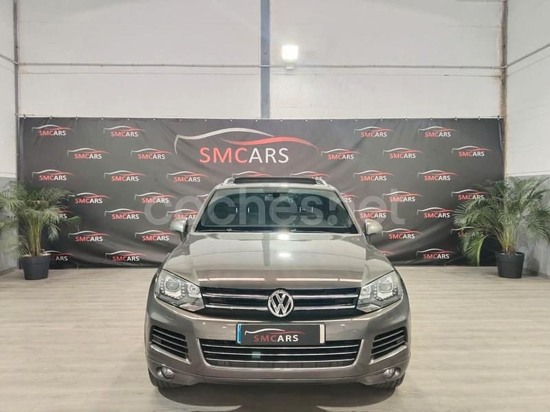 Gris / plata Usado 2011 VW Touareg SUV | 14.900 € (Precio justo) - Imagen 1/4
