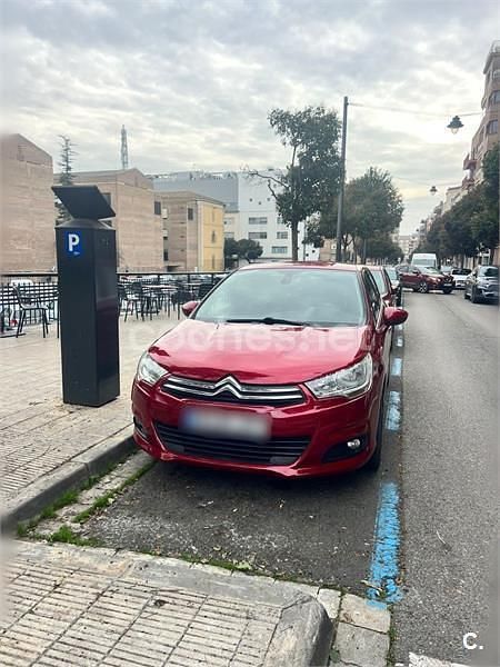 Usado Citroën C4 Feel 130 CV (95 kW) 2015 Rojo Berlina