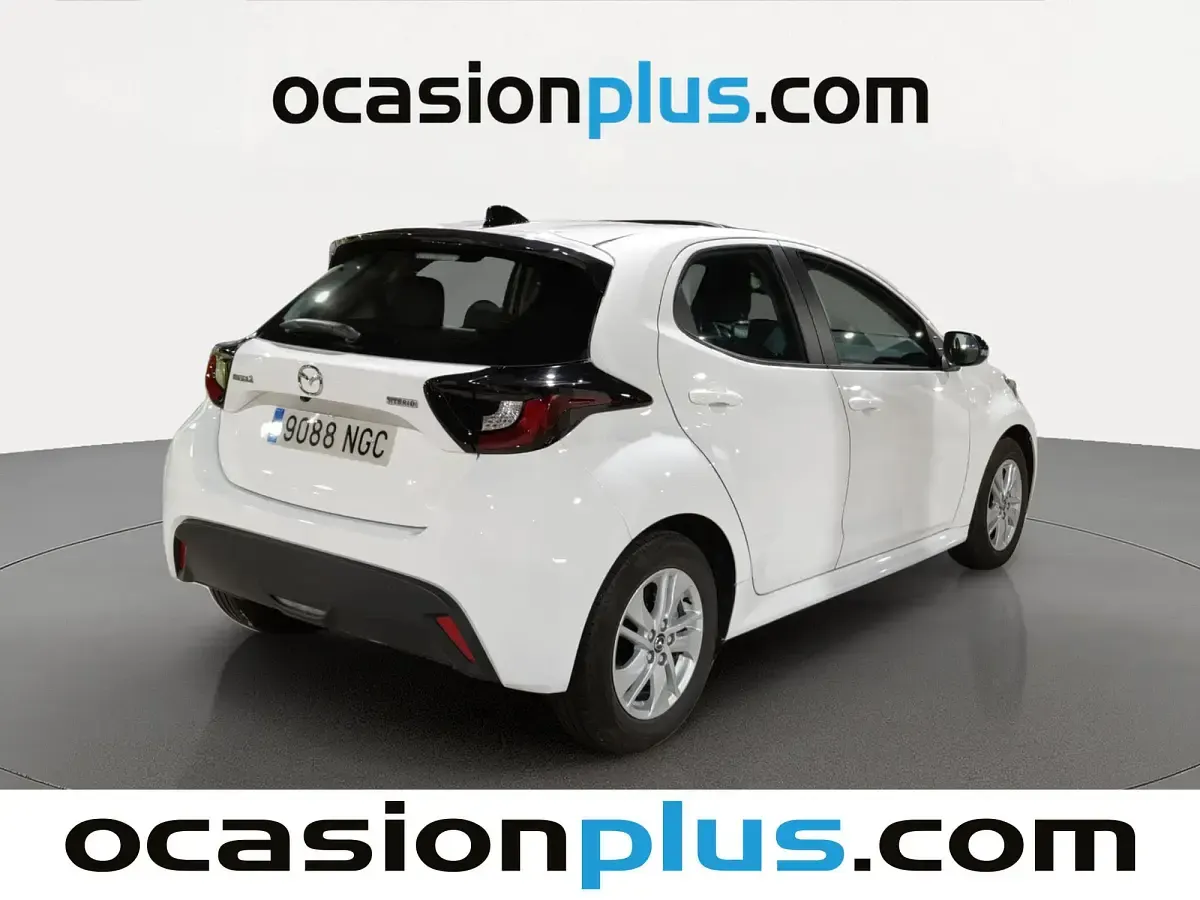 Usado Mazda 2 Center-Line 116 CV (85 kW) 2025 Blanco Utilitario