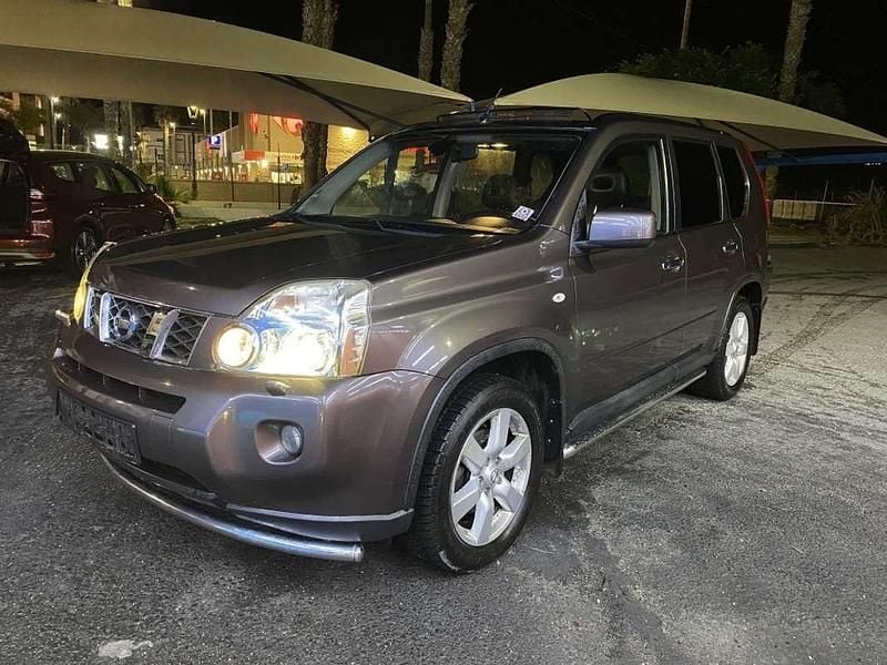 Burdeos Usado 2008 Nissan X-Trail SE SUV | 9250 € (Precio justo) - Imagen 1/4