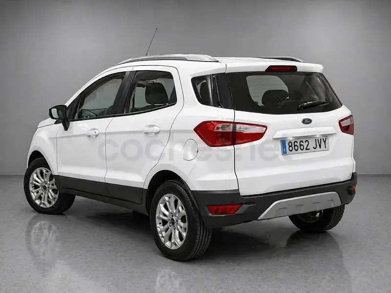 Usado Ford Ecosport Trend 112 CV (82 kW) 2016 Blanco SUV