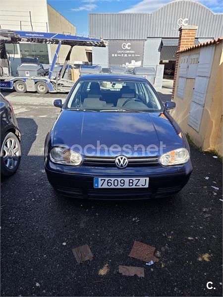 Usado VW Golf IV GTI 150 CV (110 kW) 2002 Azul Berlina