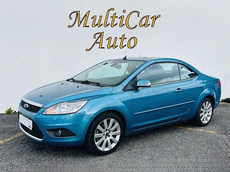 Usado Ford Focus Cabriolet Trend 136 CV (100 kW) 2009 Azul Descapotable