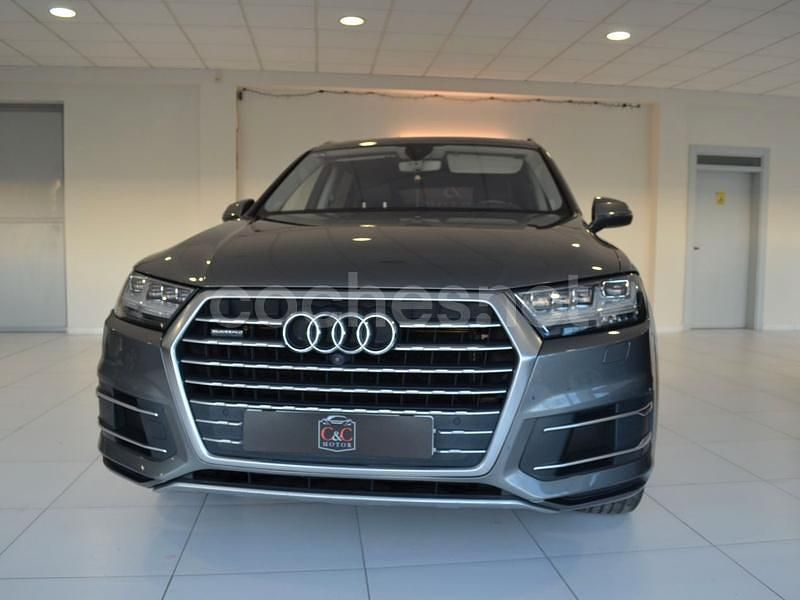 Usado Audi Q7 Ambiente 272 CV (200 kW) 2015 Gris / plata SUV