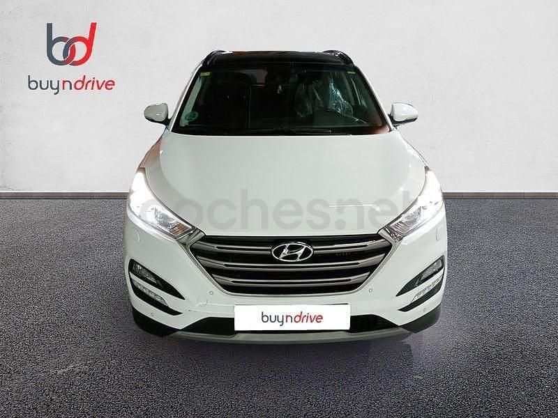 Usado Hyundai Tucson Style 141 CV (103 kW) 2018 Blanco SUV
