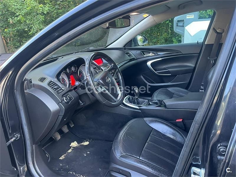Usado Opel Insignia Edition 160 CV (117 kW) 2012 Negro Berlina