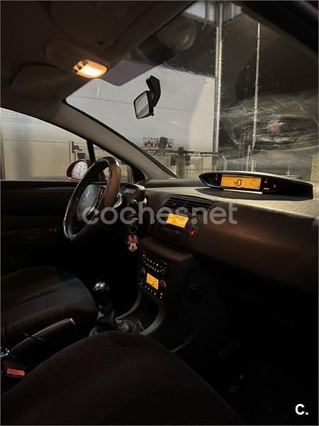 Usado Citroën C4 90 CV (66 kW) 2007 Granate Berlina