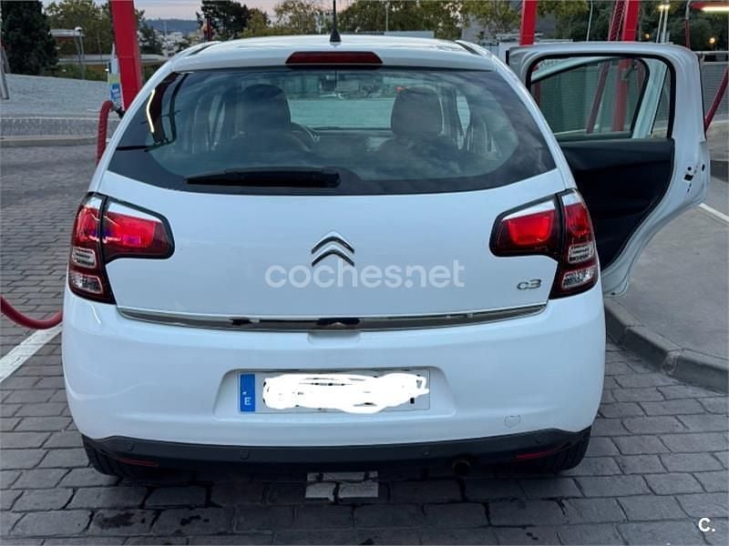 Usado Citroën C3 Live 68 CV (50 kW) 2015 Blanco Berlina