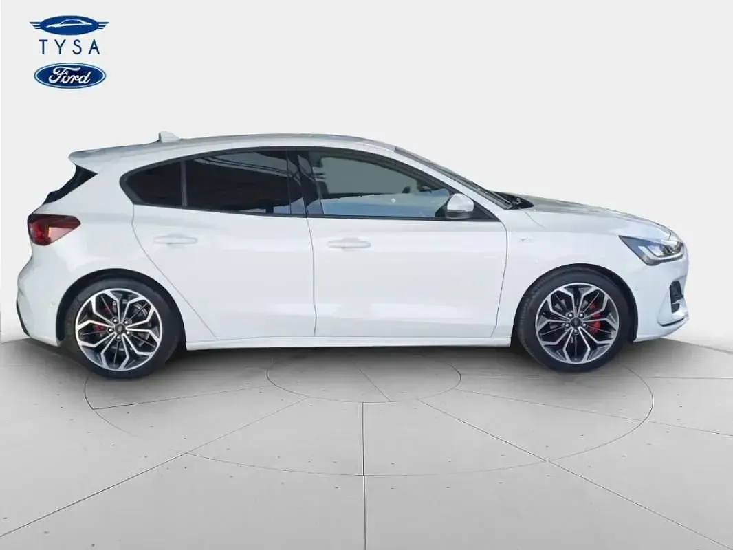 Usado Ford Focus ST-Line X 125 CV (91 kW) 2025 Blanco Utilitario