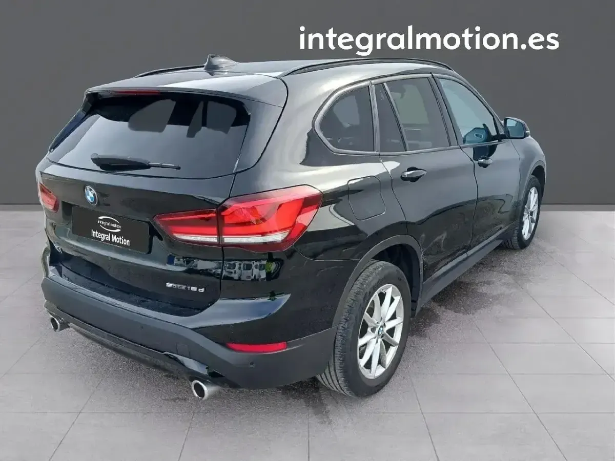 Usado BMW X1 149 CV (109 kW) 2021 Negro SUV