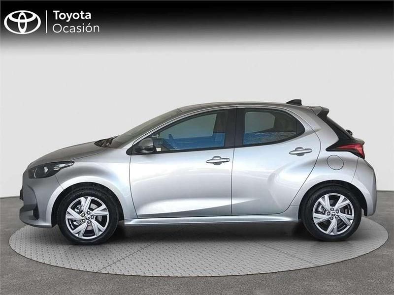 Usado Toyota Yaris Hybrid Active 116 CV (85 kW) 2025 Monovolumen