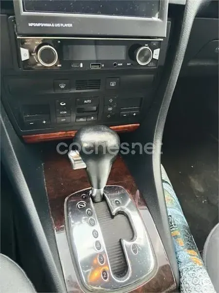 Usado Audi A6 165 CV (121 kW) 2000 Granate Berlina