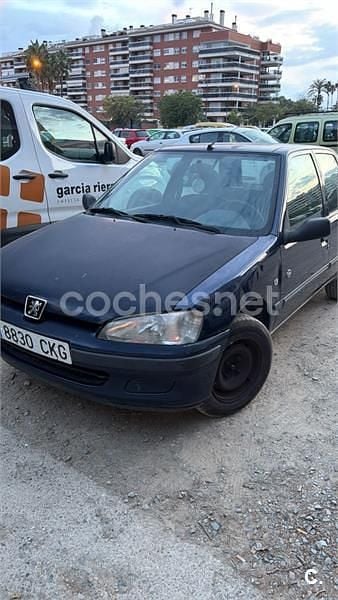 Usado Peugeot 106 58 CV (42 kW) 2003 Azul Utilitario