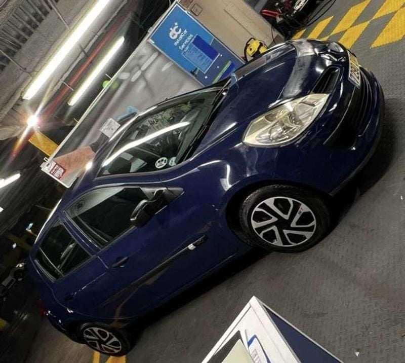 Azul Usado 2006 Renault Clio II Authentique Utilitario | 2200 € (Precio justo) - Imagen 1/4