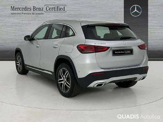 Usado Mercedes GLA200 Progressive 163 HP (119 kW) 2023 Prateado SUV