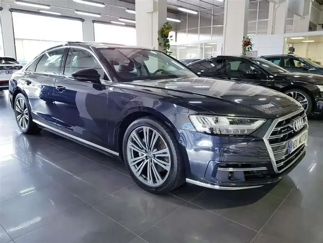 Usado Audi A8 286 CV (210 kW) 2019 Azul Berlina