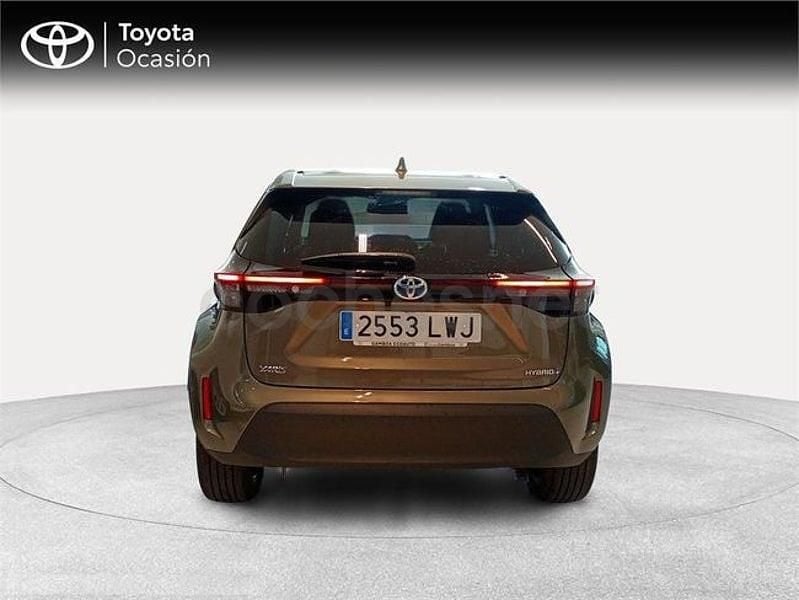 Usado Toyota Yaris Cross Style 116 CV (85 kW) 2022 Marrón SUV
