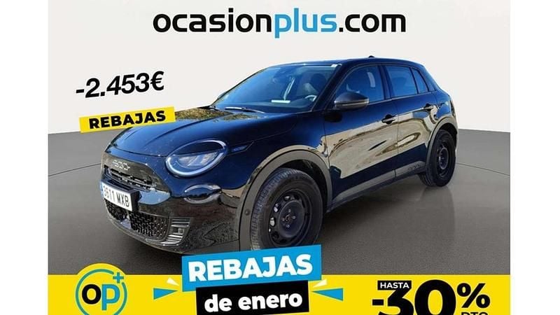 Negro Usado 2024 Fiat 600 SUV | 17.228 € (Precio justo) - Imagen 1/4