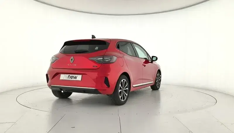 Usado Renault Clio V Techno 94 CV (69 kW) 2025 Rojo Berlina