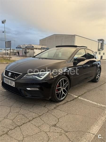 Usado Seat Leon FR 125 CV (91 kW) 2017 Negro Berlina