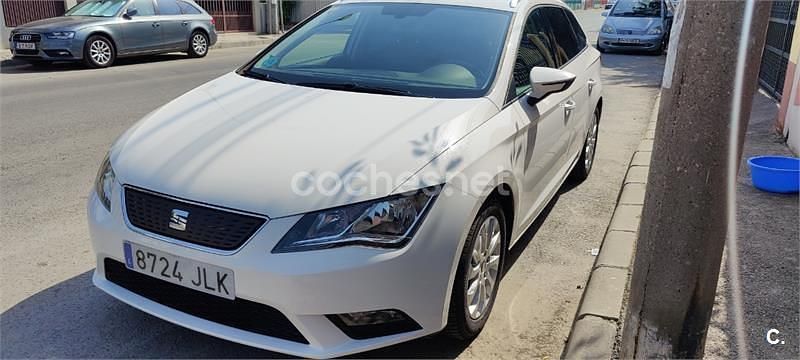 Usado Seat Leon ST Ecomotive 110 CV (80 kW) 2016 Blanco Familiar