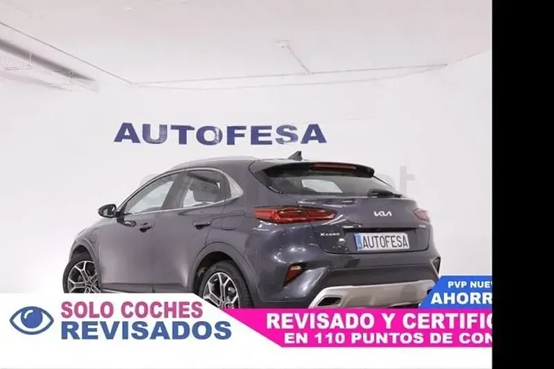 Usado Kia XCeed 141 CV (103 kW) 2022 Gris / plata SUV