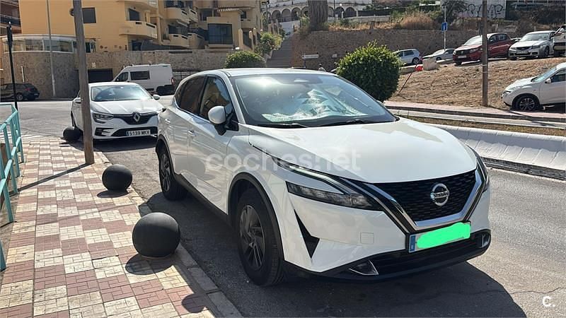 Usado Nissan Qashqai Acenta 140 CV (102 kW) 2022 Blanco SUV