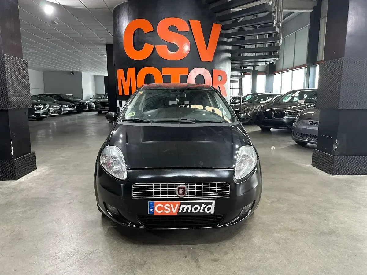 Usado Fiat Grande Punto Sport 130 CV (95 kW) 2006 Negro Utilitario