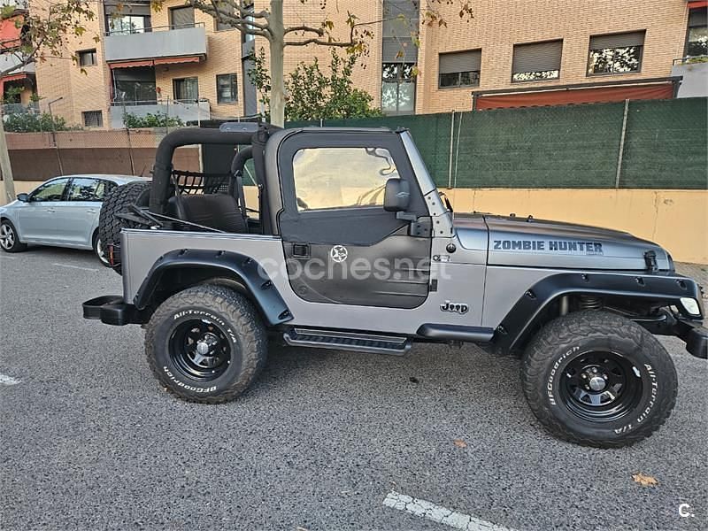 Usado Jeep Wrangler Sport 177 CV (130 kW) 2006 Gris / plata SUV