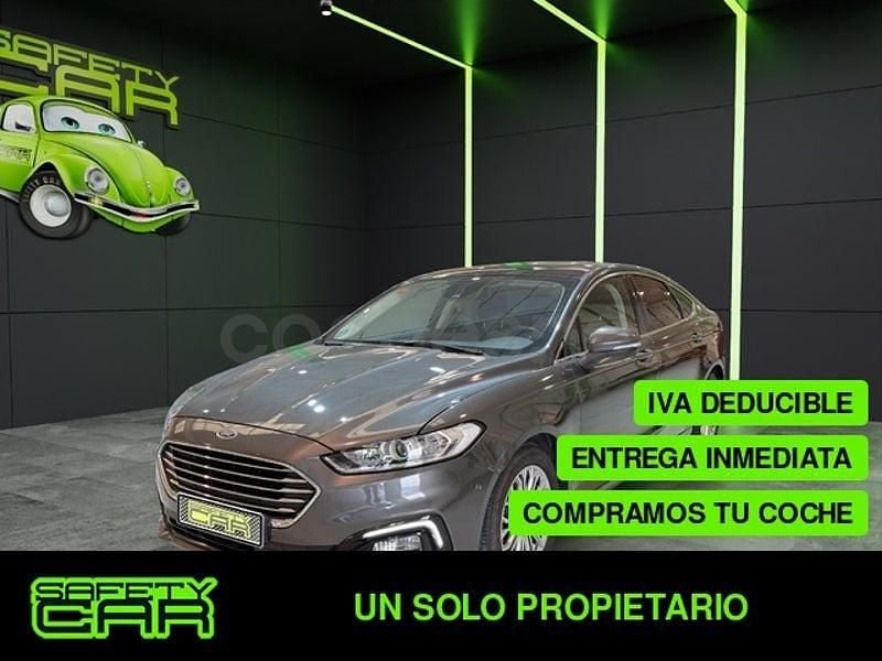 Gris / plata Usado 2021 Ford Mondeo Titanium Berlina | 17.999 € (Precio justo) - Imagen 1/4