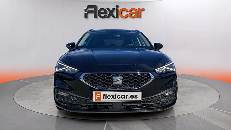 Usado Seat Leon Style 150 CV (110 kW) 2024 Negro Berlina
